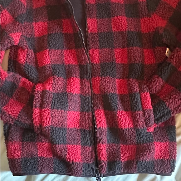 Amazon Essentials Red and Black Sherpa Jacket - Picture 4 of 4